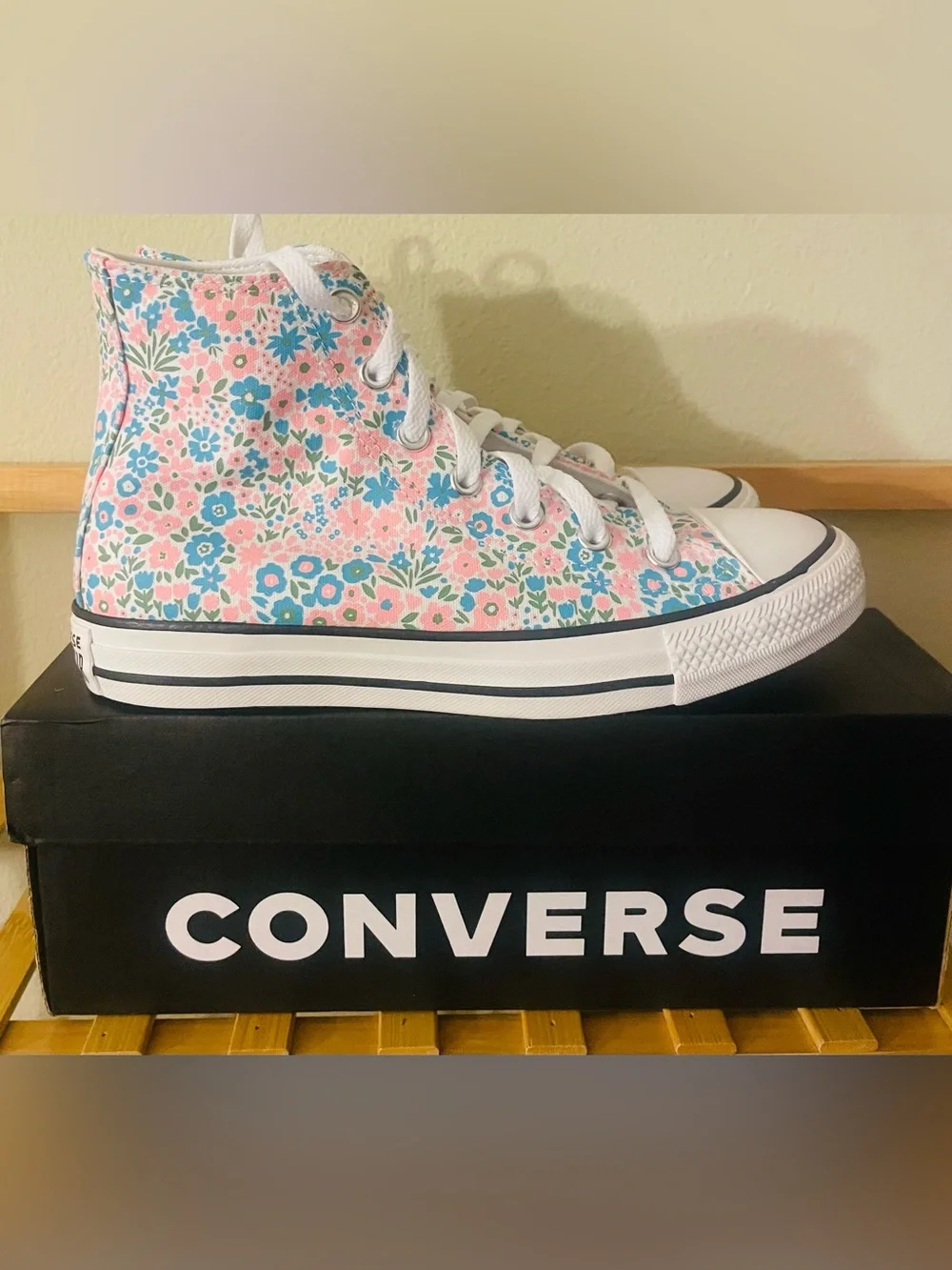 NEW…Converse Chuck Taylor All Star Floral High Top Sneaker